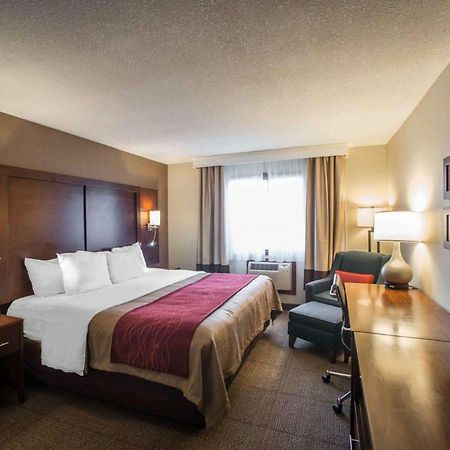 Quality Inn & Suites Boonville - Columbia Extérieur photo