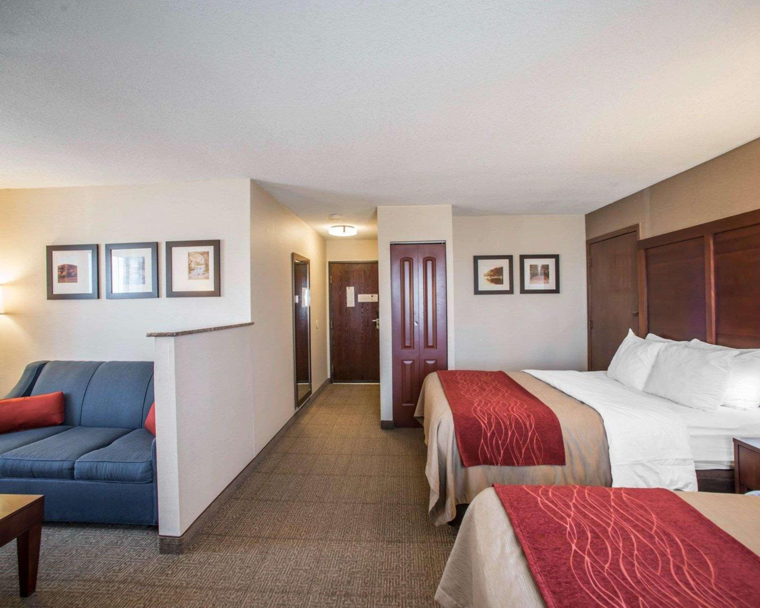 Quality Inn & Suites Boonville - Columbia Extérieur photo