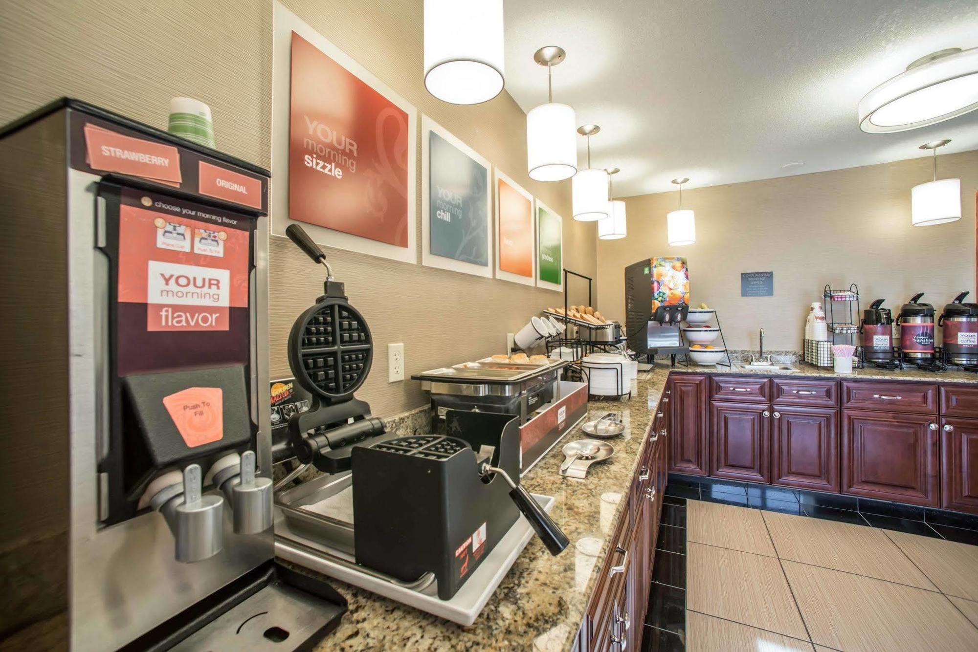 Quality Inn & Suites Boonville - Columbia Extérieur photo